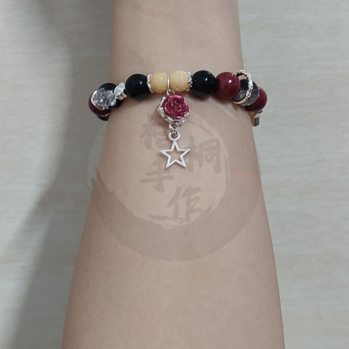 Gelang Anime The Freak Circus  - Anime Cosplay Cute ulasan dan harga